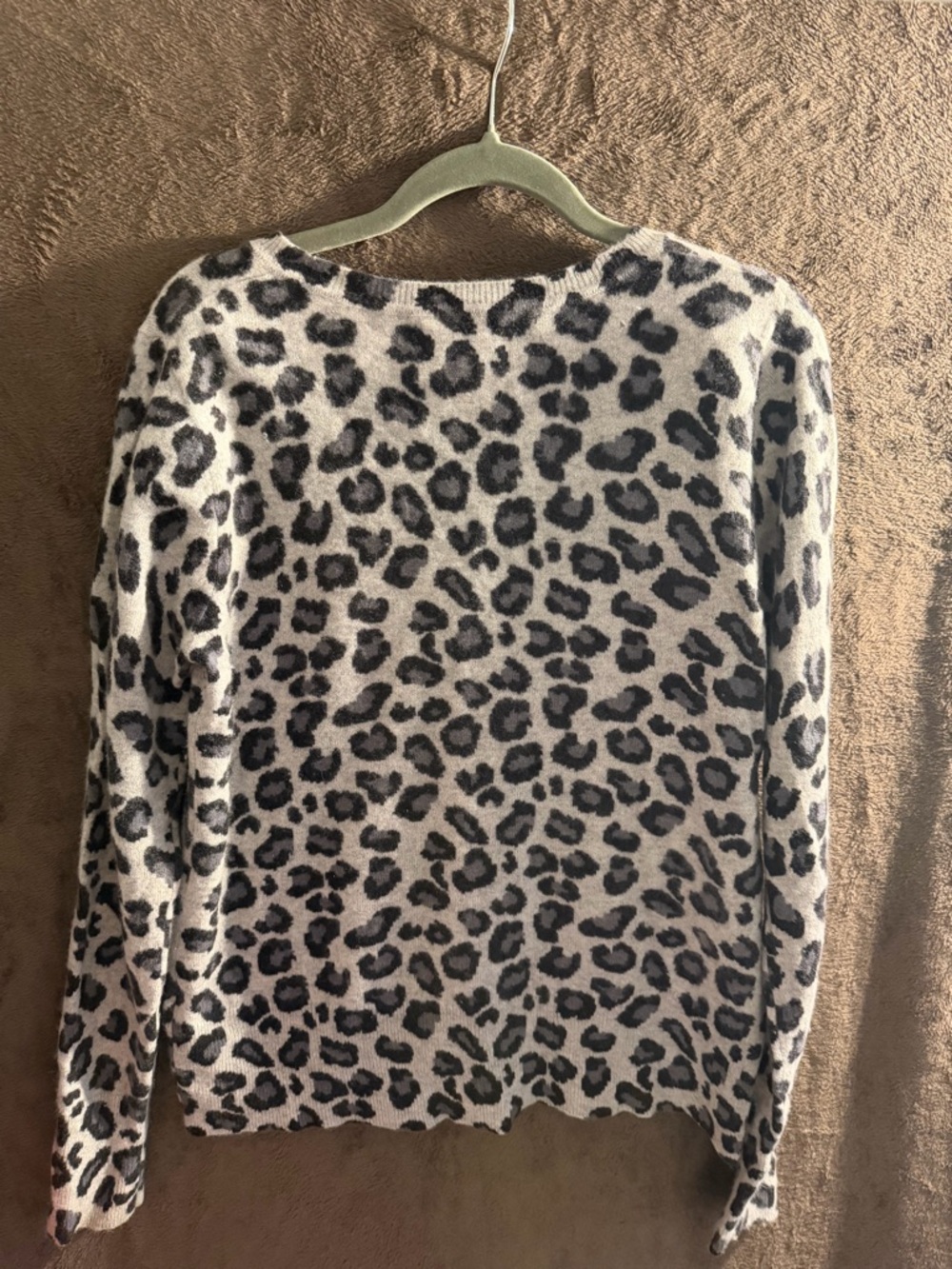 Leopard Print Crew Neck Sweater - Gray & Black